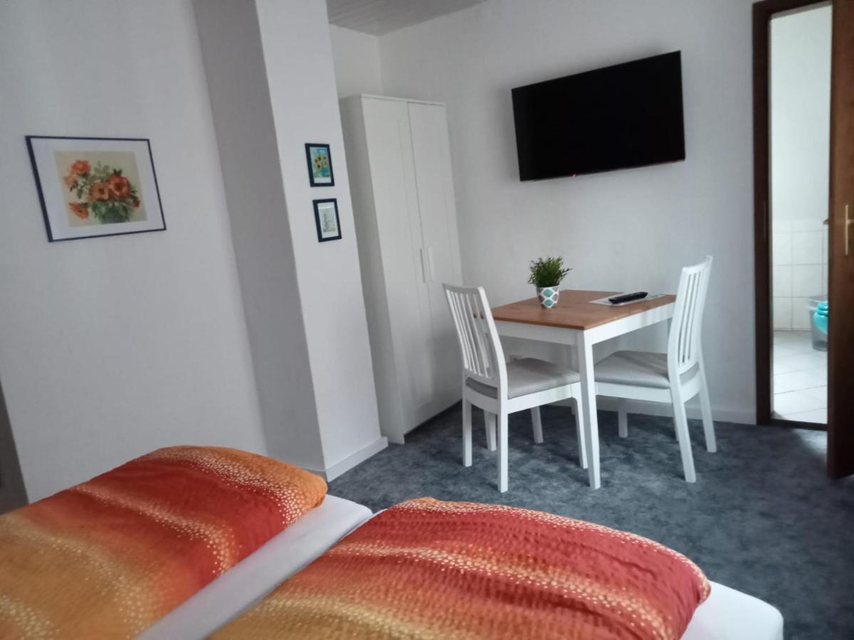 Gästezimmer Göring Lägenhet Gamstadt Exteriör bild